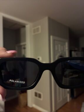 Aire Black Polarized Sunglasses - Unbranded